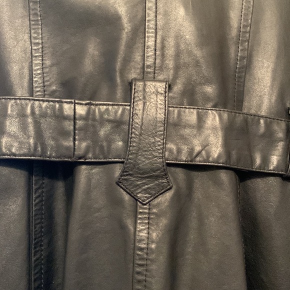 Diesel leather coat used but good condition size M women - Picture 9 of 11